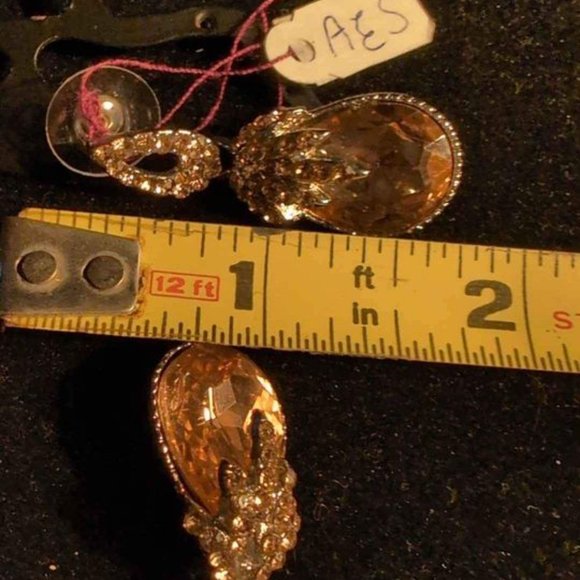 BNIB Vintage Silver and Champagne Colored Tear Drop Stones Earrings - Picture 7 of 8